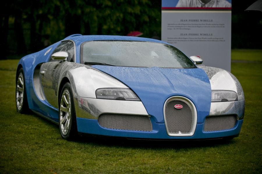  Bugatti Veyron 16.4 Centenaire 2009 года  (фото 13 из 130)